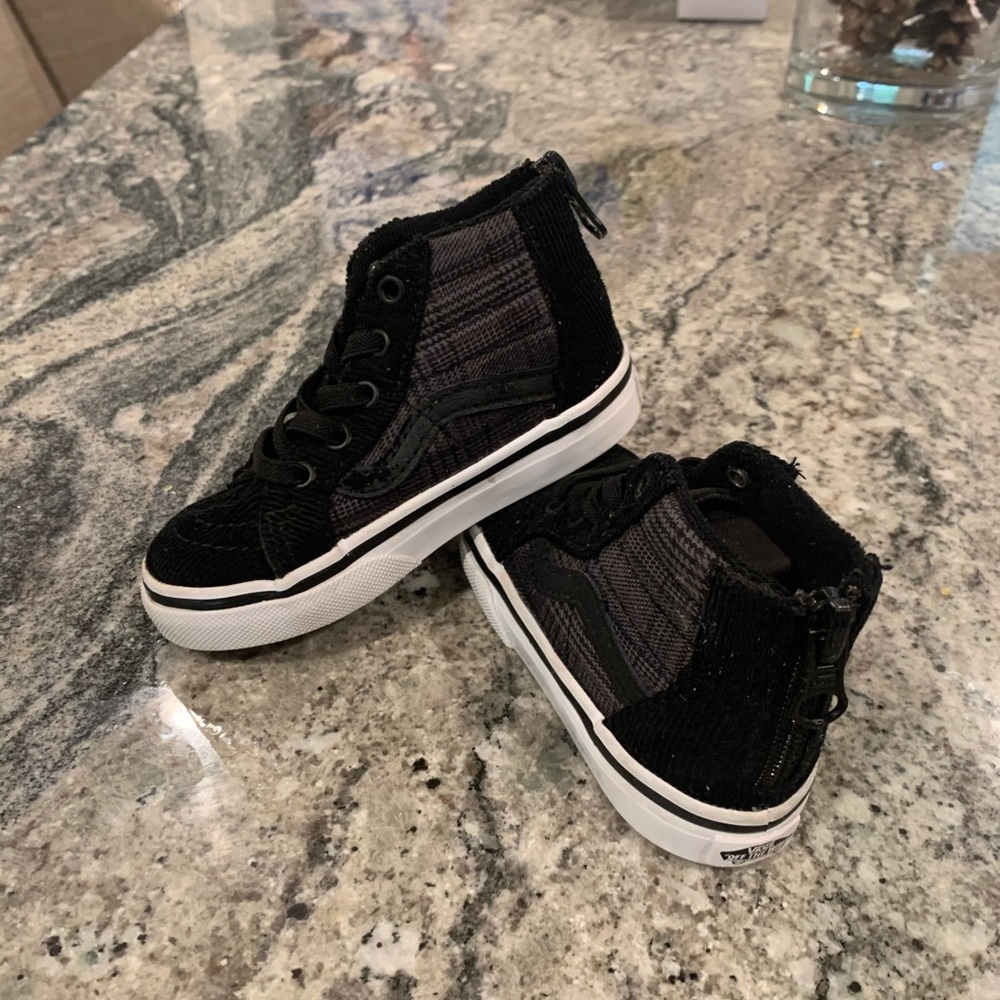 Vans Toddler size 6 high tops